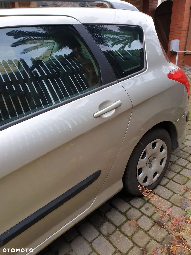 Peugeot 308 HDi FAP 110 (Blue Lion) Tendance - 4