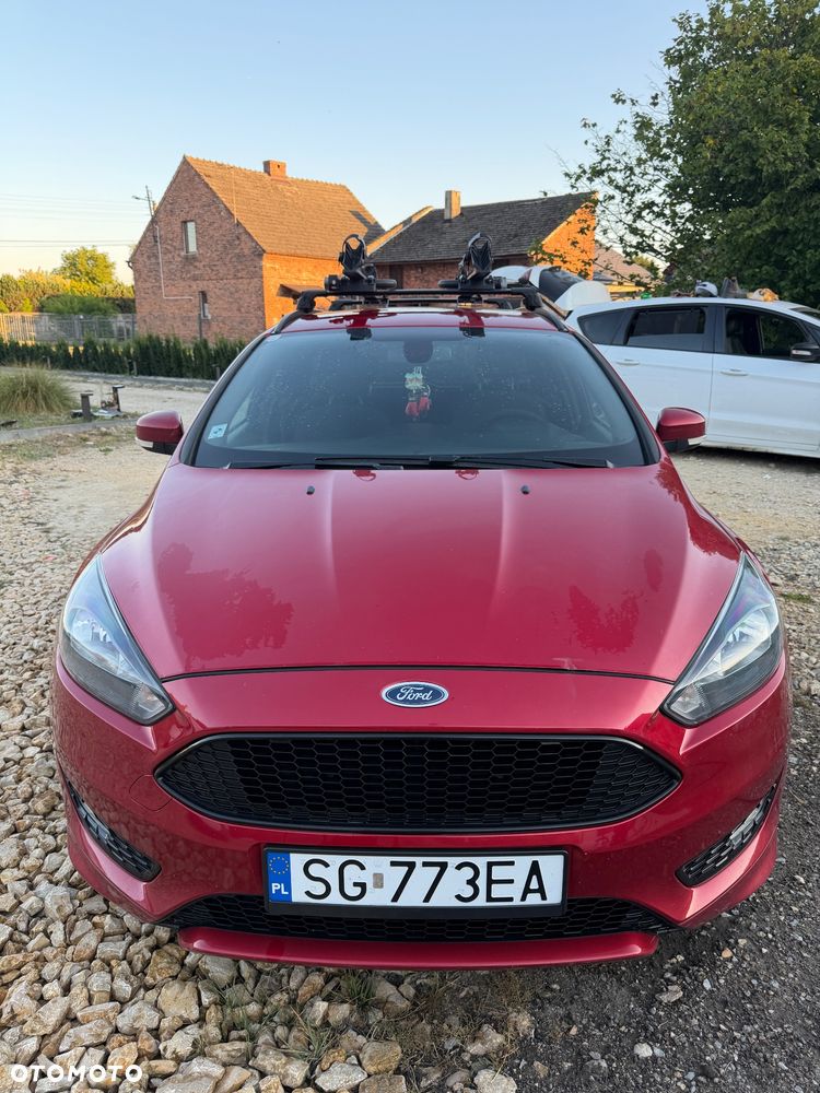 Ford Focus 2017 photo 2