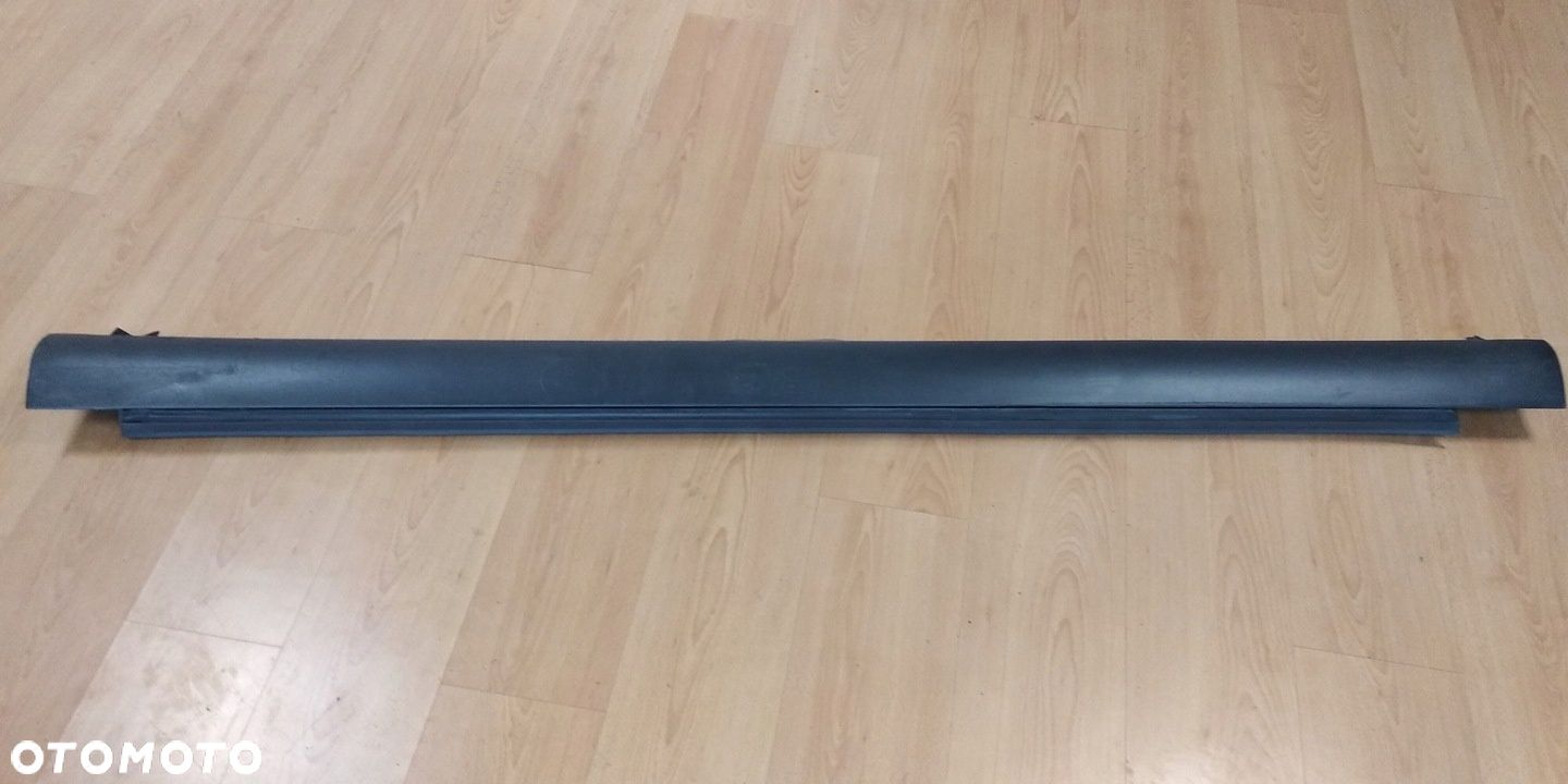 TOYOTA AVENSIS T25 2003- LISTWA OSŁONA PROGU PRAWA 75851-05010 - 1