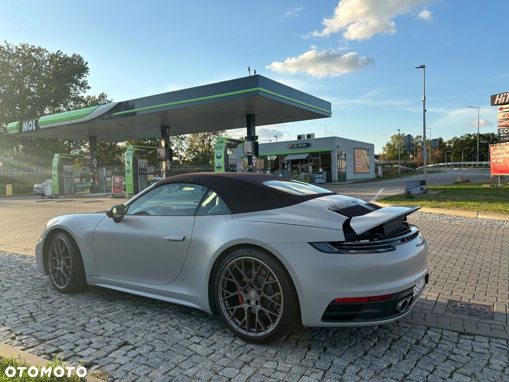 Porsche 911 Carrera 4S Cabrio - 6