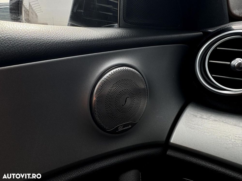 Mercedes-Benz E - 15