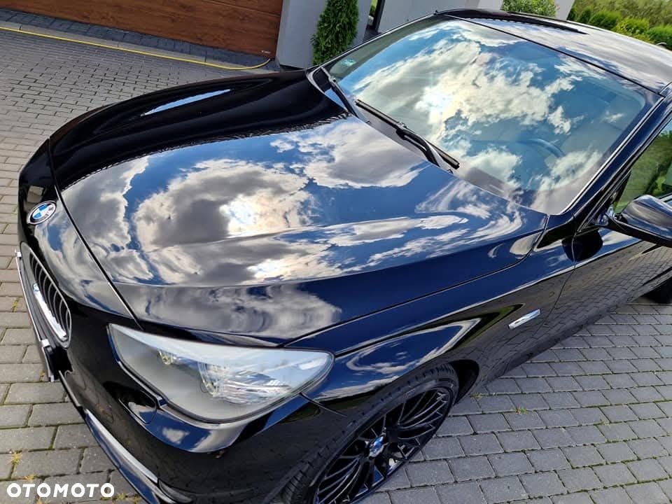 BMW 5GT 535i - 8
