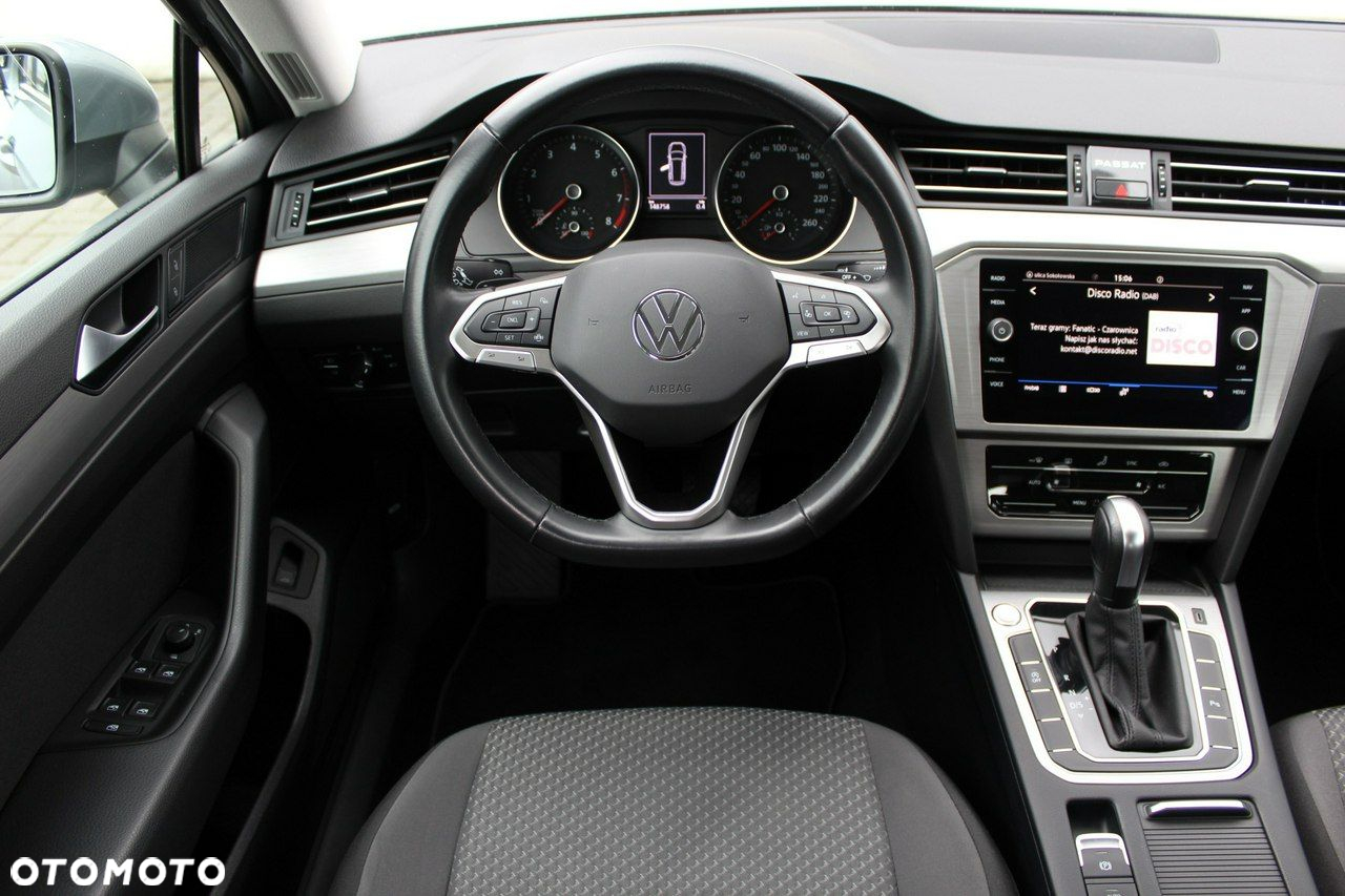 Volkswagen Passat 1.5 TSI EVO Essence DSG - 8
