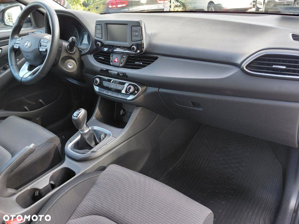 Hyundai i30 - 18