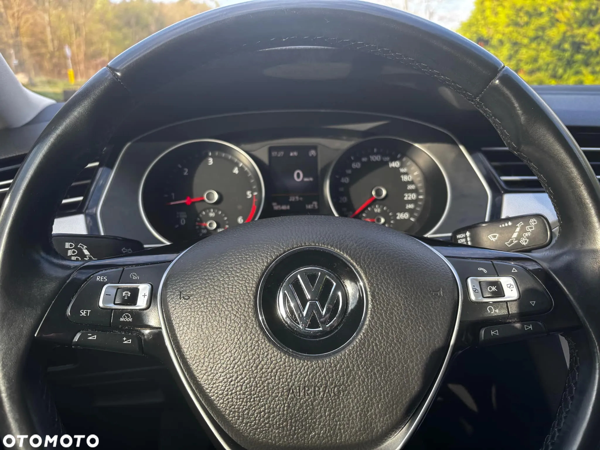 Volkswagen Passat 1.6 TDI BMT Comfortline - 13