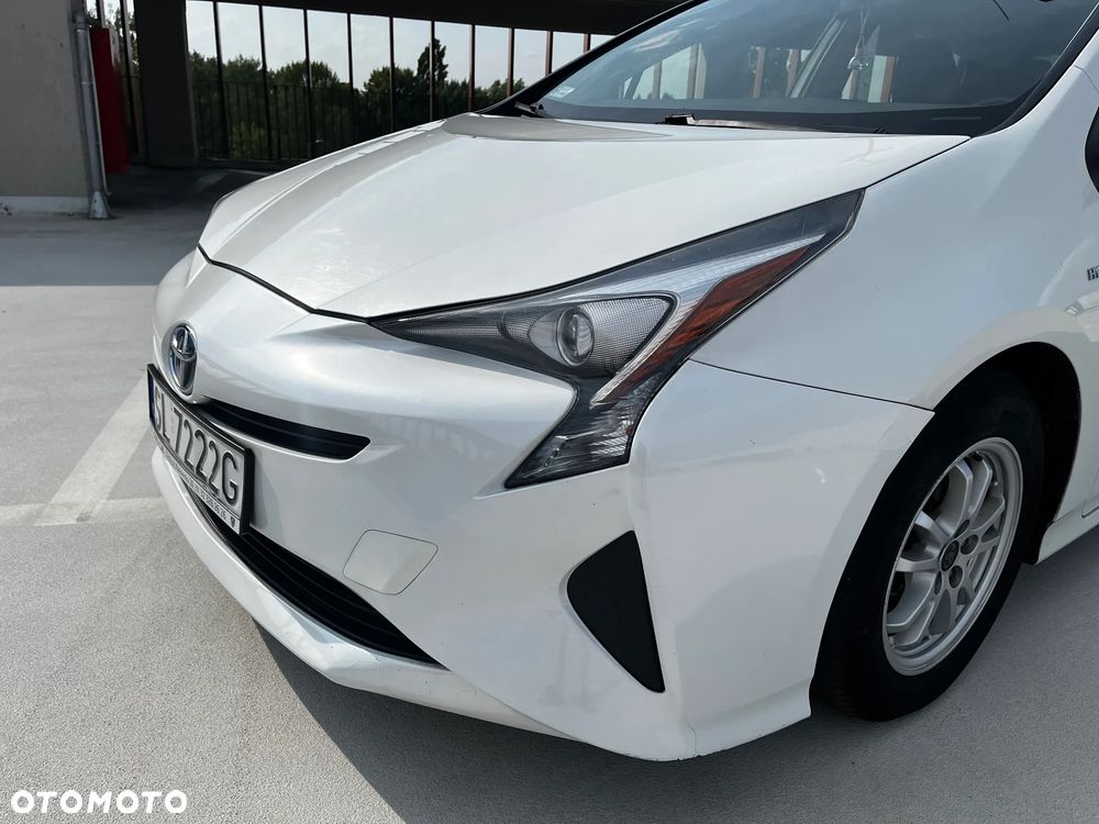 Toyota Prius - 8