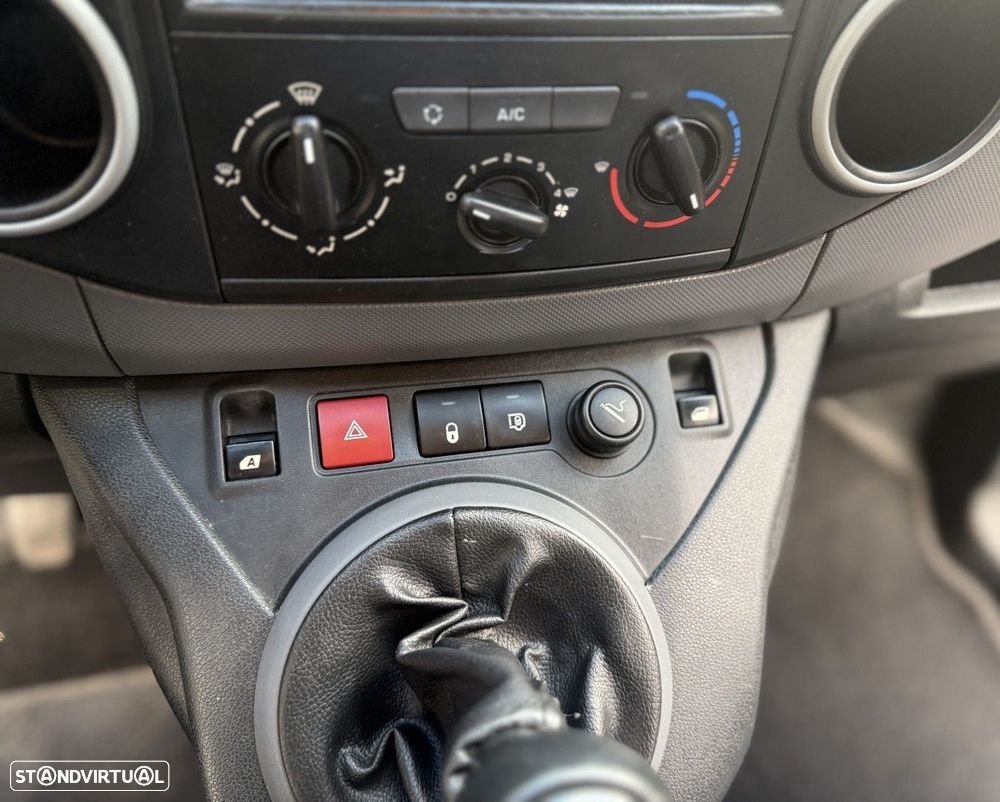 Peugeot Partner 1.5 BlueHDi Asphalt Standard - 10