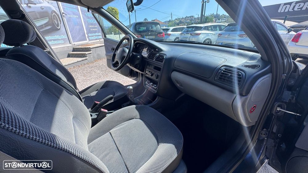 Peugeot 406 - 22