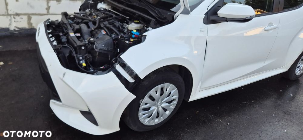 Toyota Yaris - 20