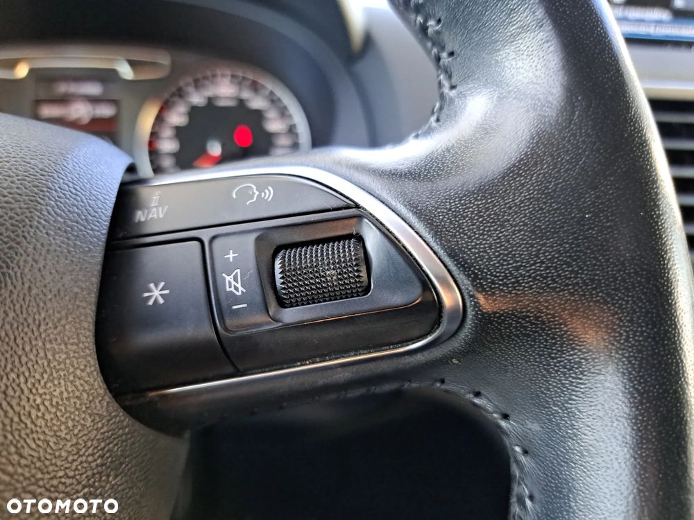 Audi Q3 2.0 TDI Quattro S tronic - 22