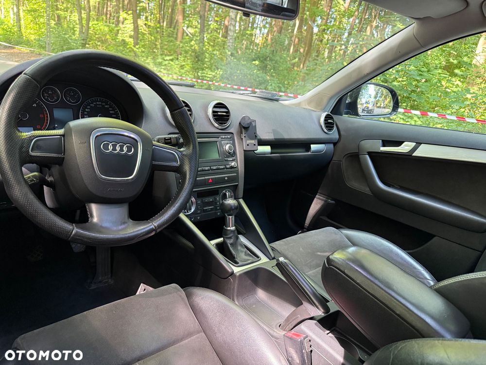 Audi A3 Sportback 2.0 TDI DPF Attraction - 14