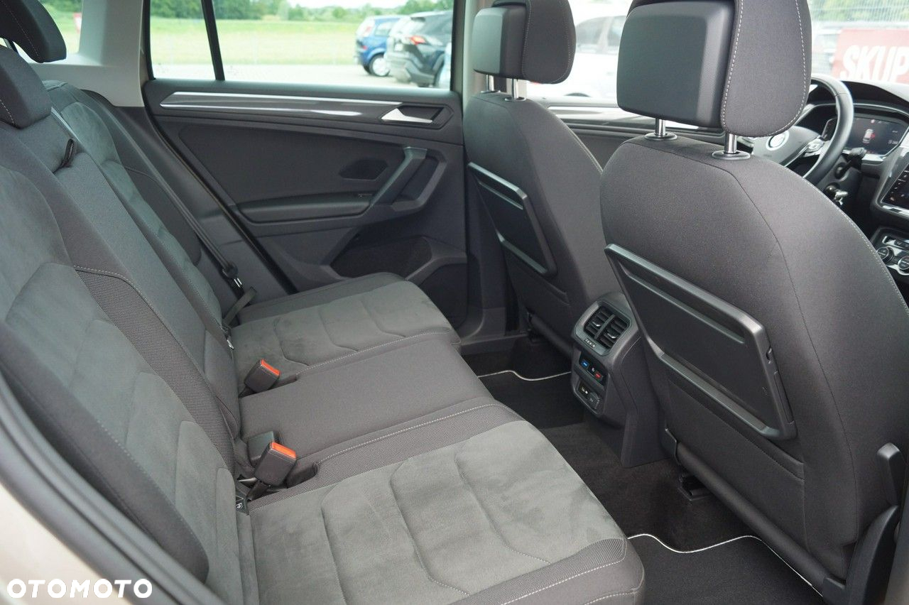 Volkswagen Tiguan - 21