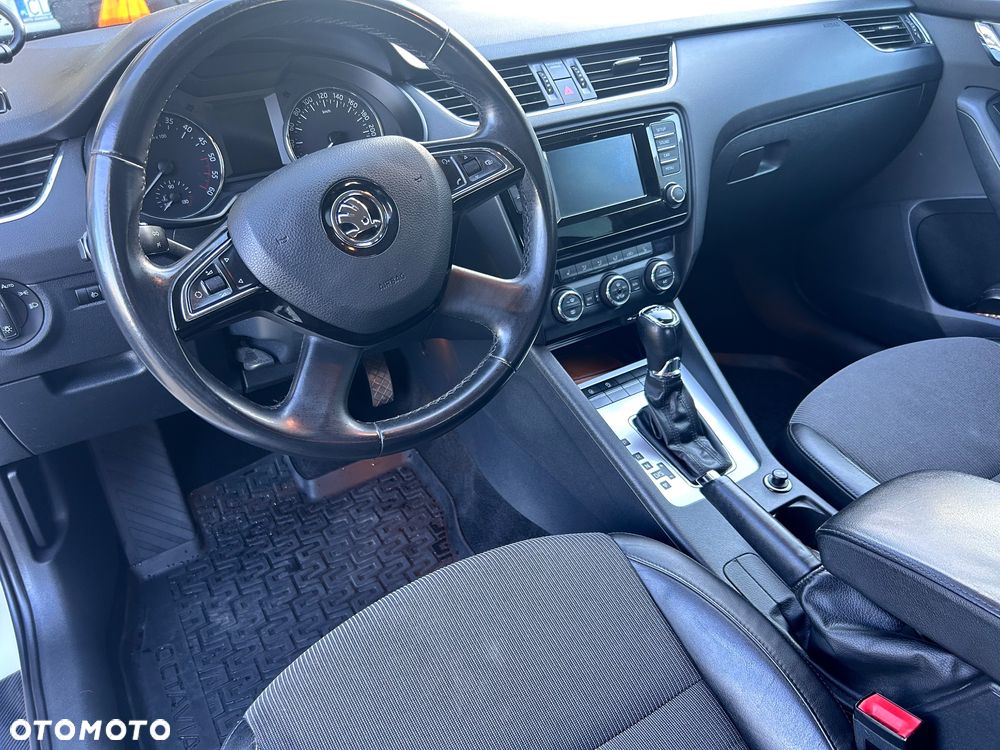 Skoda Octavia 1.6 TDI DPF DSG Elegance - 12
