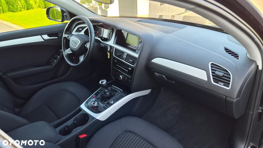 Audi A4 Avant 2.0 TDI DPF S line Sportpaket - 12