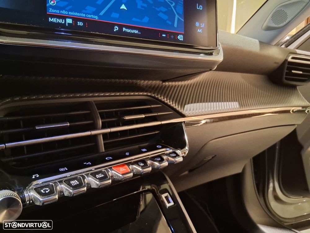 Peugeot 2008 1.5 BlueHDi Allure Pack - 31