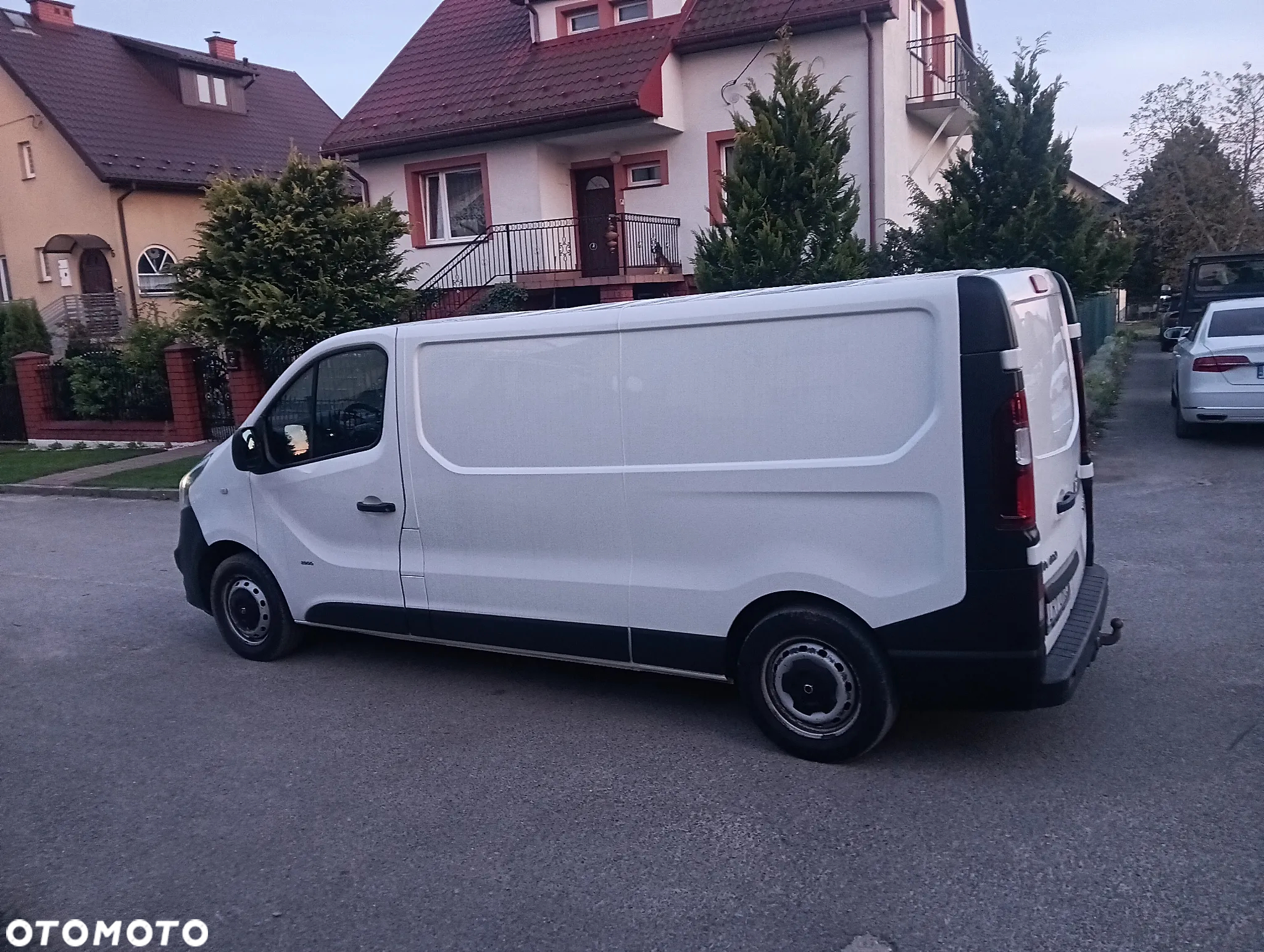 Opel Vivaro - 18