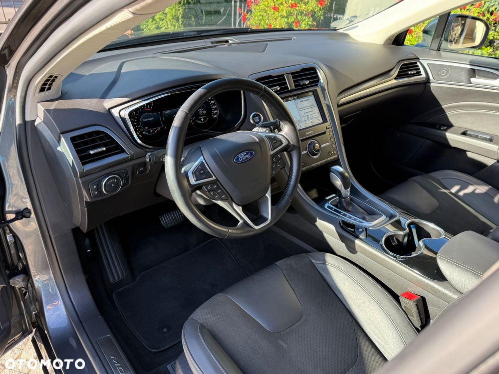 Ford Mondeo 2.0 TDCi Bi-Turbo Titanium PowerShift - 16