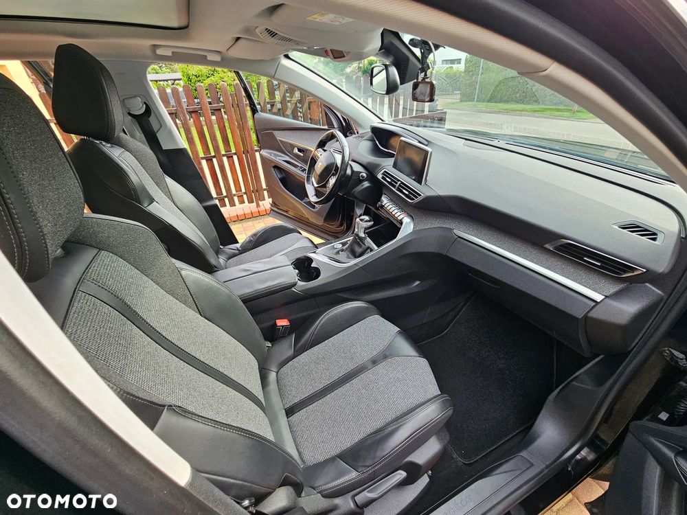 Peugeot 3008 - 11