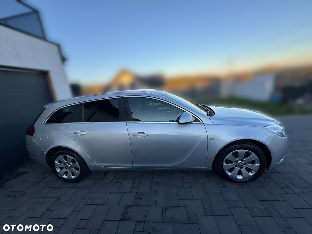 Opel Insignia 2011