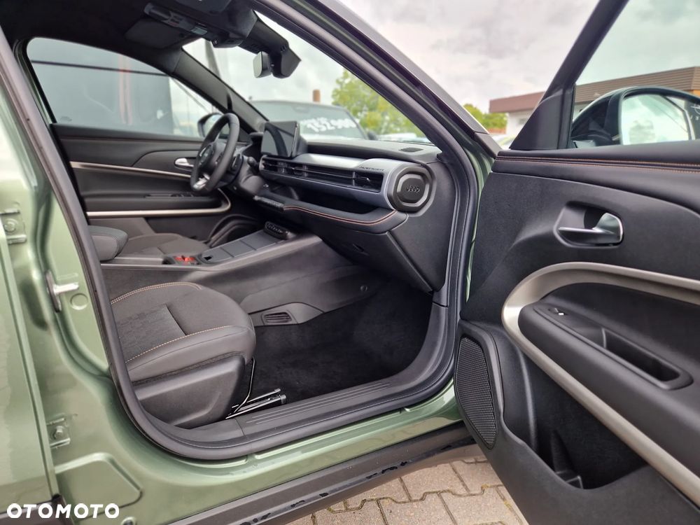Jeep Avenger 1.2 T3 mHEV 85th Anniversary 4xe eDCT6 - 15