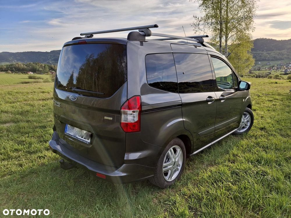 Ford Tourneo Courier 1.0 EcoBoost Titanium - 8