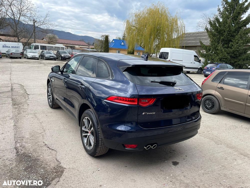 Jaguar F-Pace 20d AWD Aut. Prestige - 2