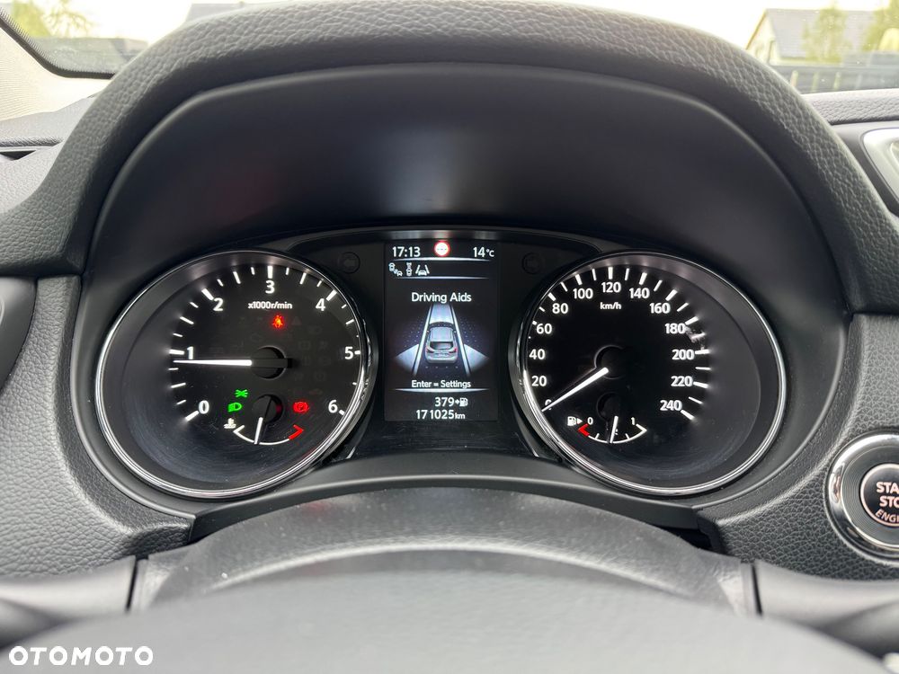 Nissan Qashqai 1.6 DCi TEKNA+ - 25