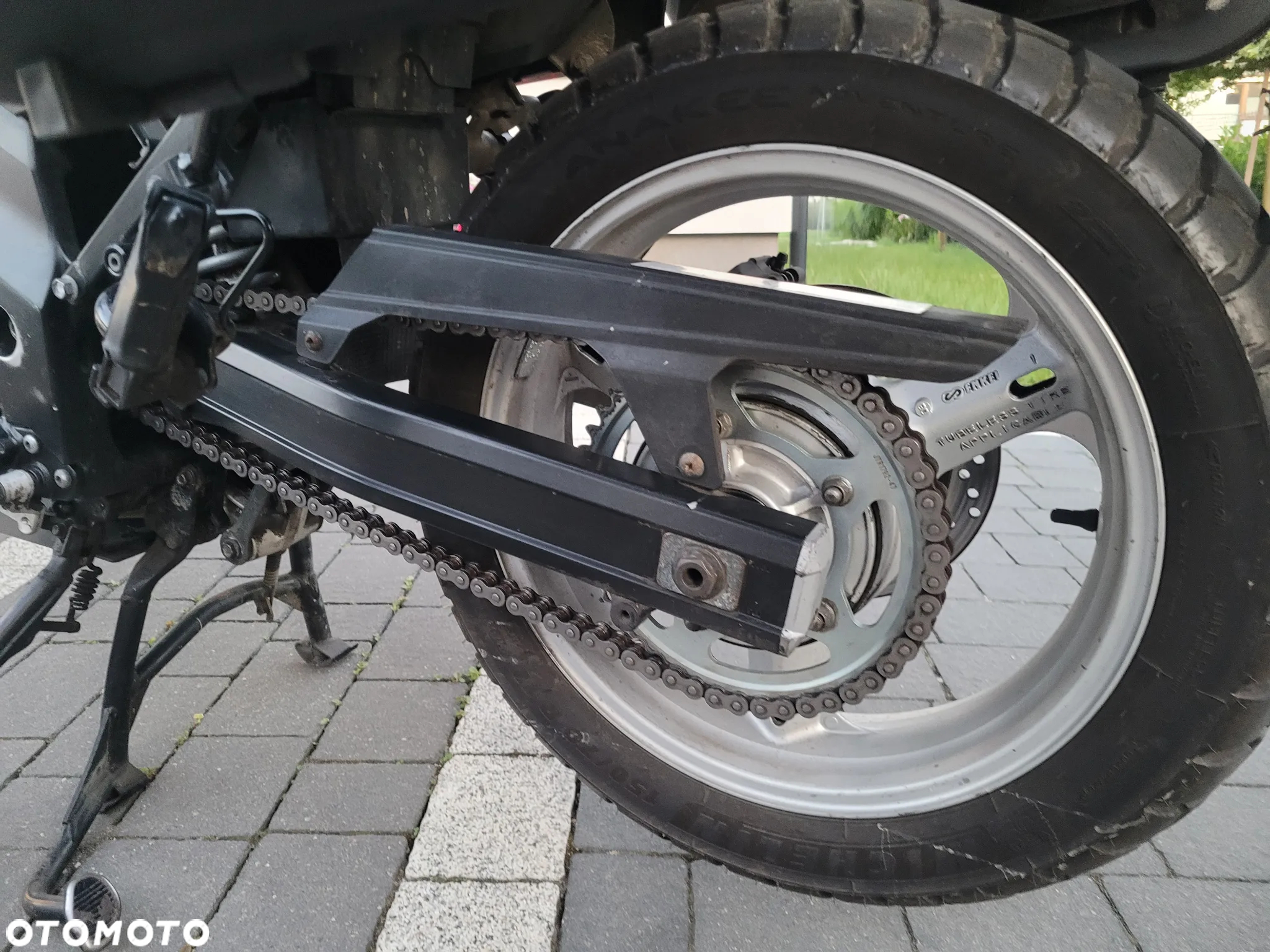 Suzuki DL - 8