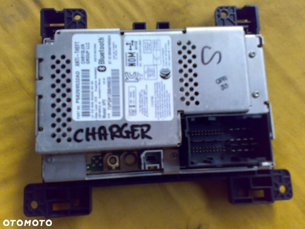 dodge charger 2015 - radio panel wyświetlacz p68269532ad - 3