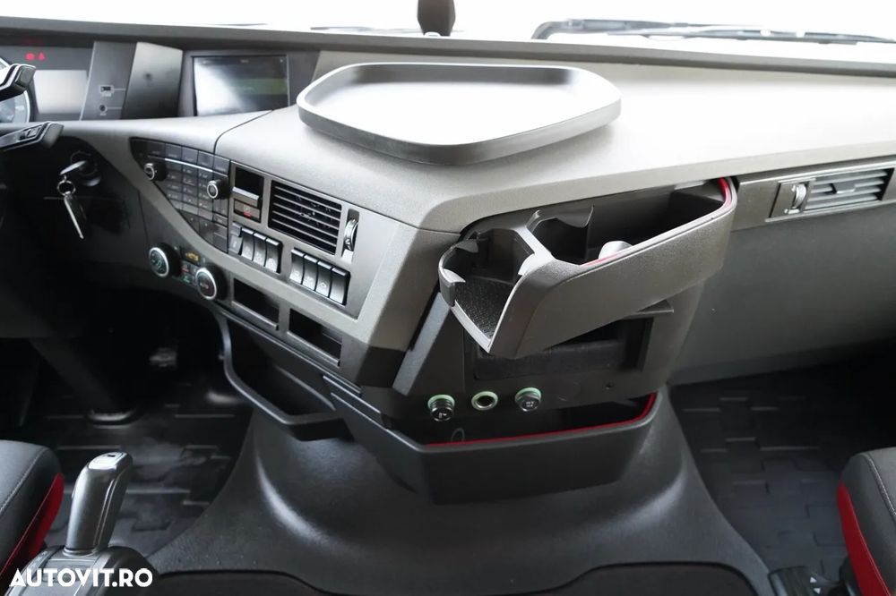Volvo FH 540 / SISTEM HIDRAULIC / I-SHIFT / CABINĂ JOSĂ / ANVELOPE 100% / EURO 6 - 30
