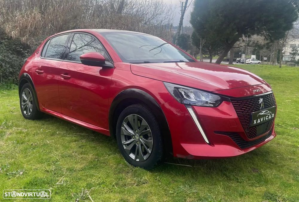 Peugeot e-208 Allure - 5