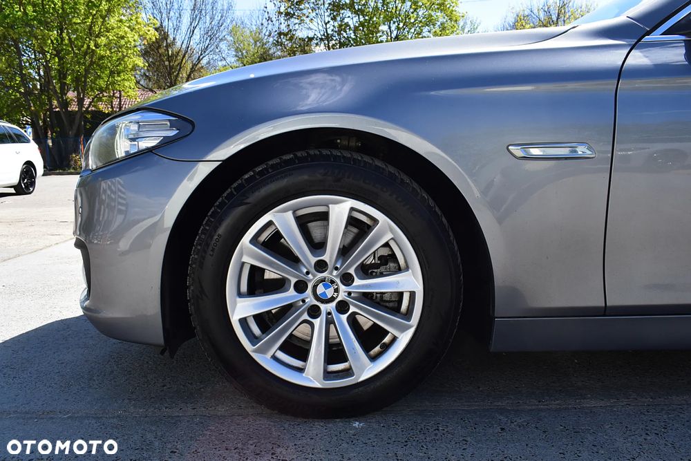 BMW Seria 5 520d xDrive Sport Line - 25