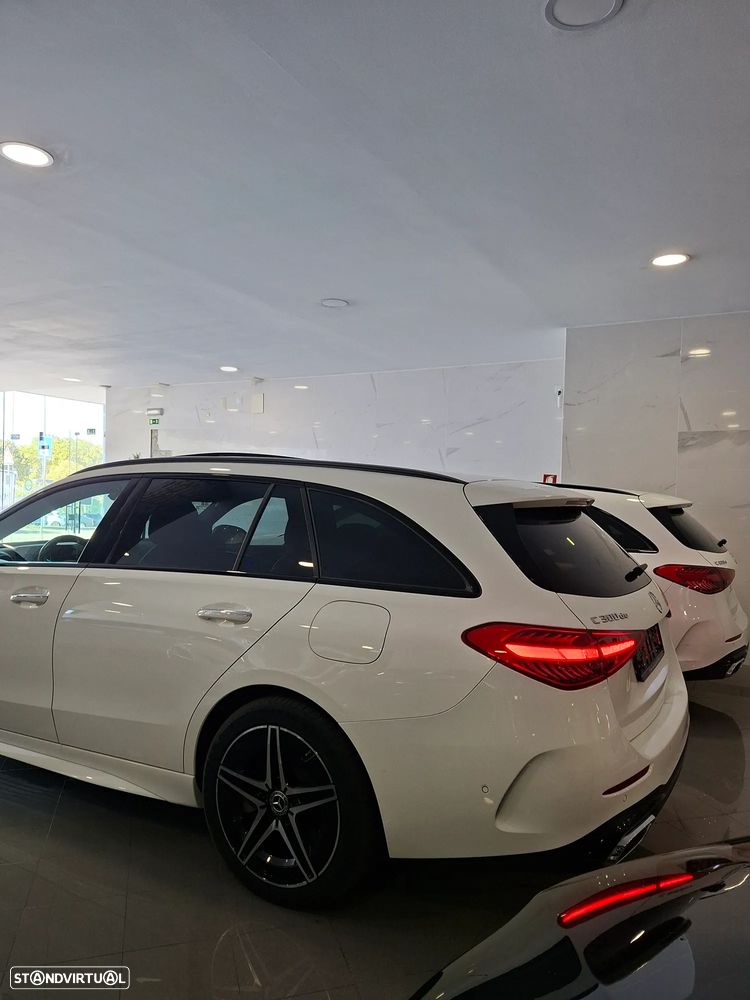 Mercedes-Benz C 300 e 9G-TRONIC AMG Line - 4