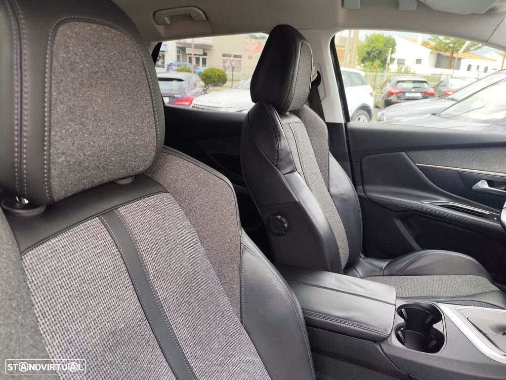 Peugeot 3008 1.6 BlueHDi Allure - 27