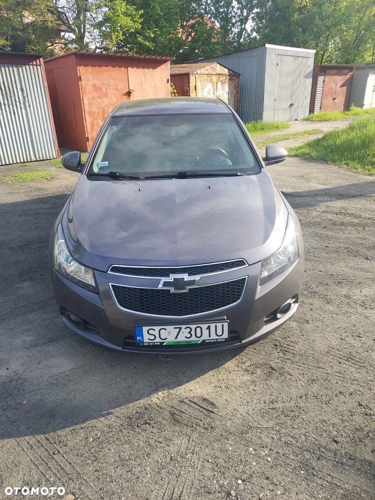 Chevrolet Cruze 1.6 Base - 2