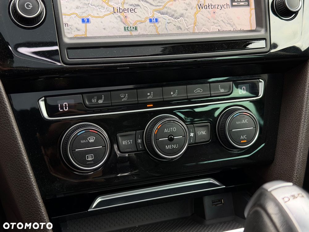 Volkswagen Passat 1.8 TSI BMT Highline DSG - 19