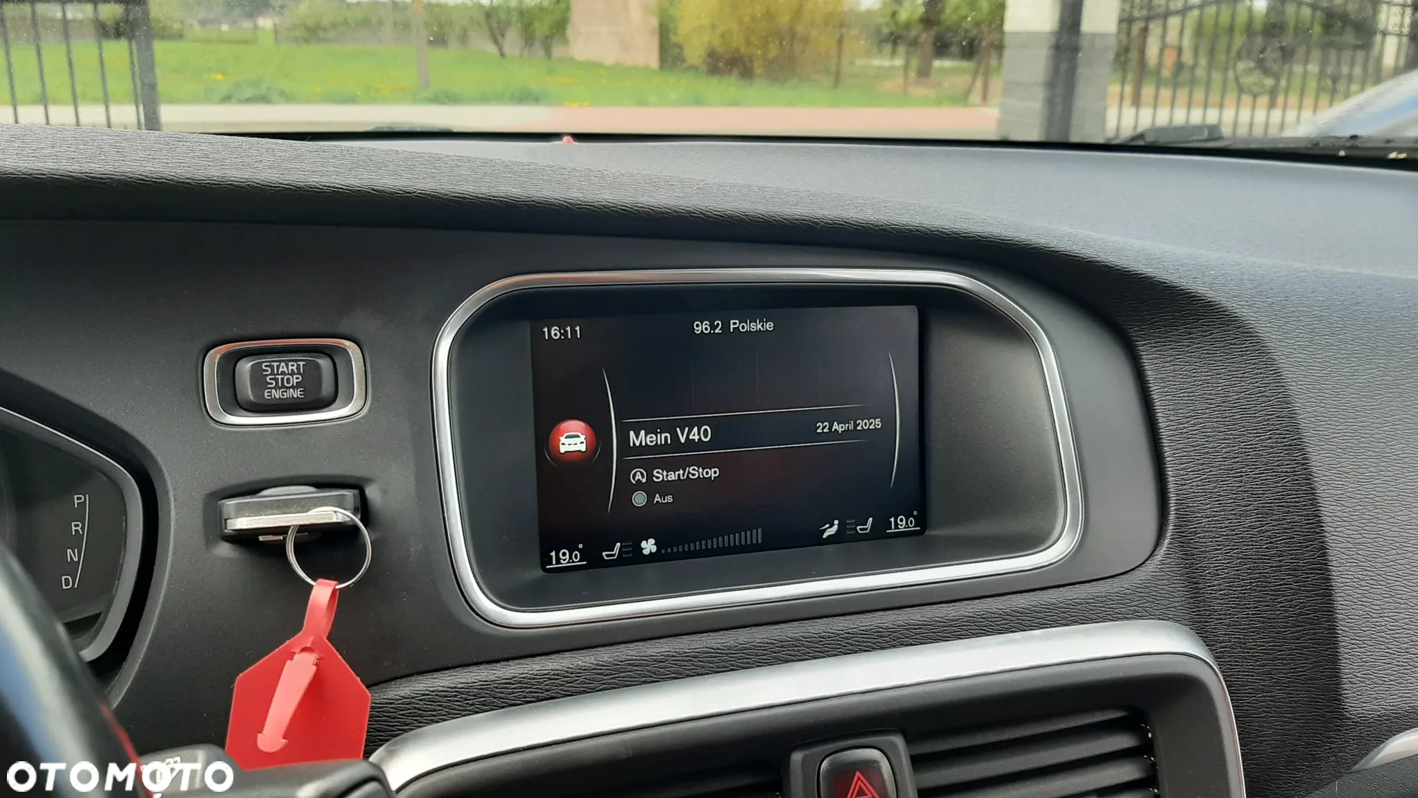 Volvo V40 T4 Momentum - 9