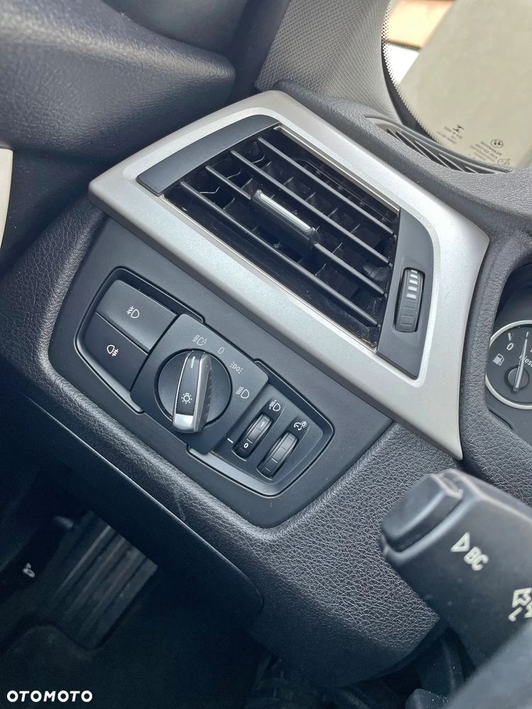 BMW Seria 3 320d Blue Performance Sport Line - 36