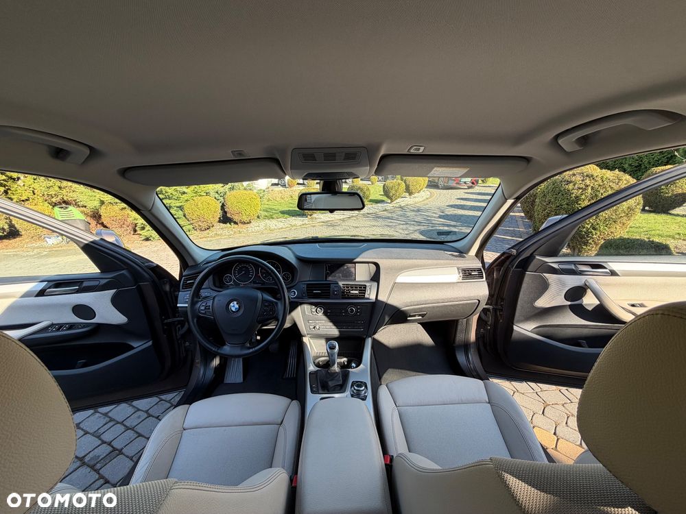 BMW X3 xDrive20d - 27