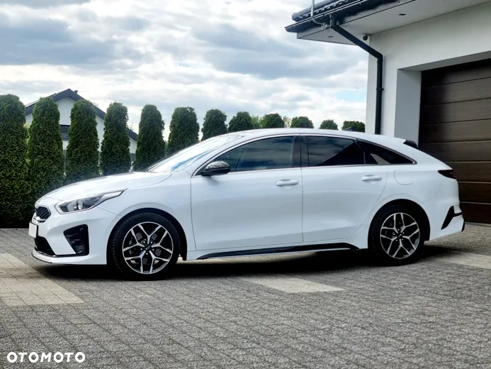 Kia ProCeed 1.5 T-GDI GT Line DCT - 12