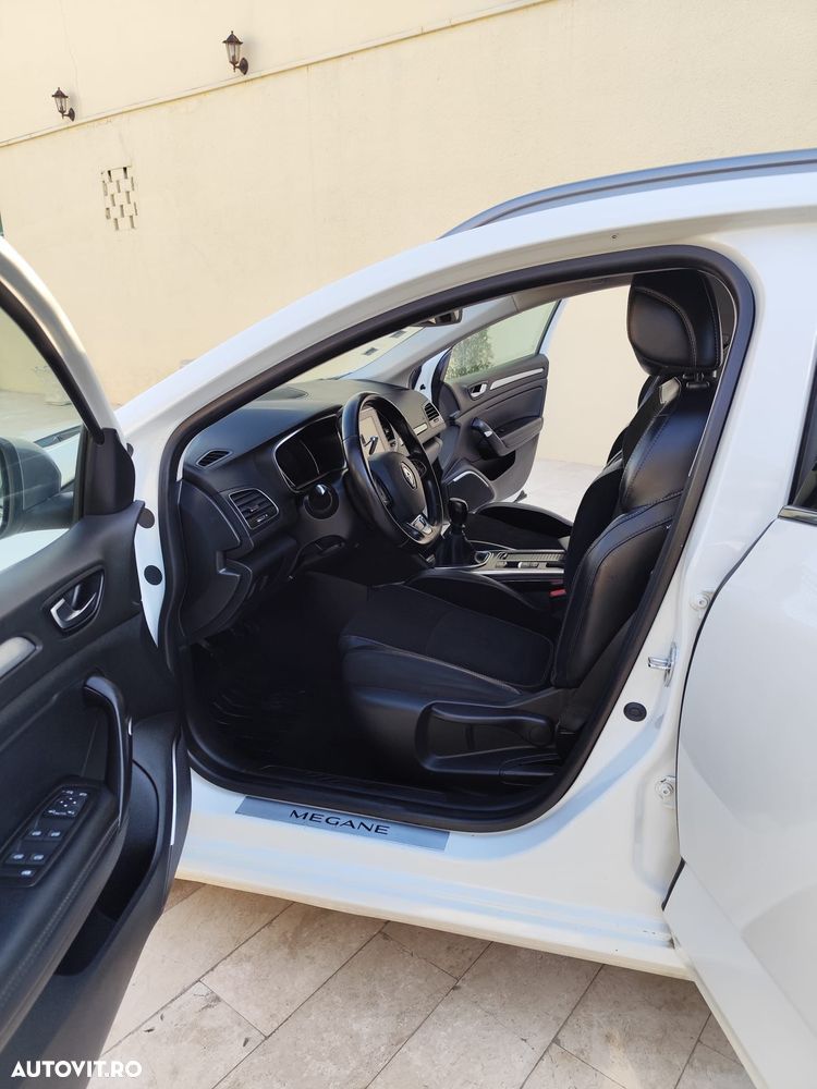 Renault Megane - 5