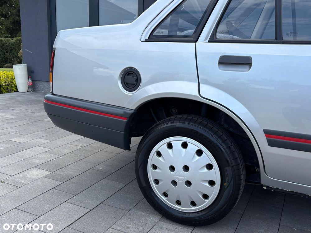 Opel Corsa 1.2 ST Swing - 13