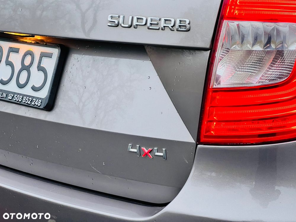 Skoda Superb 2.0 TDI 4x4 Elegance DSG - 17