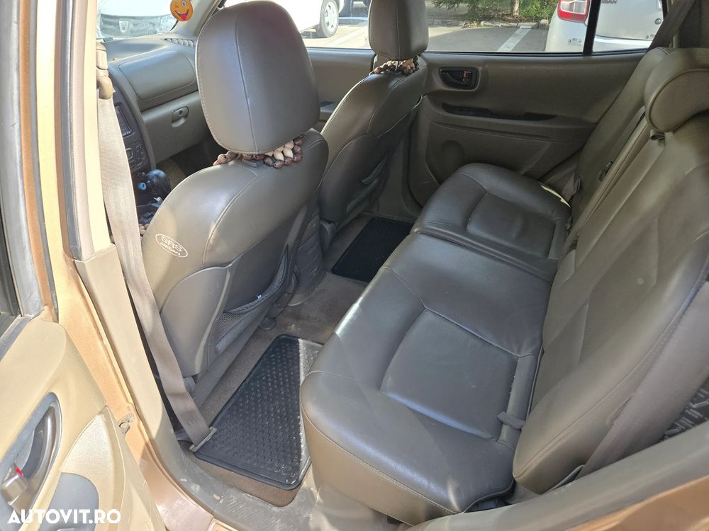 Hyundai Santa Fe 2.7i 4WD Aut - 11