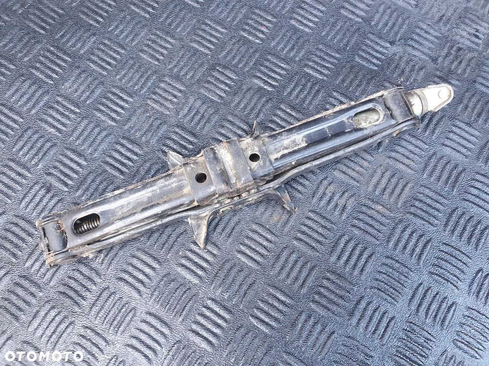 Lewarek trapezowy podnośnik do auta Renault Scenic II Megane - 1