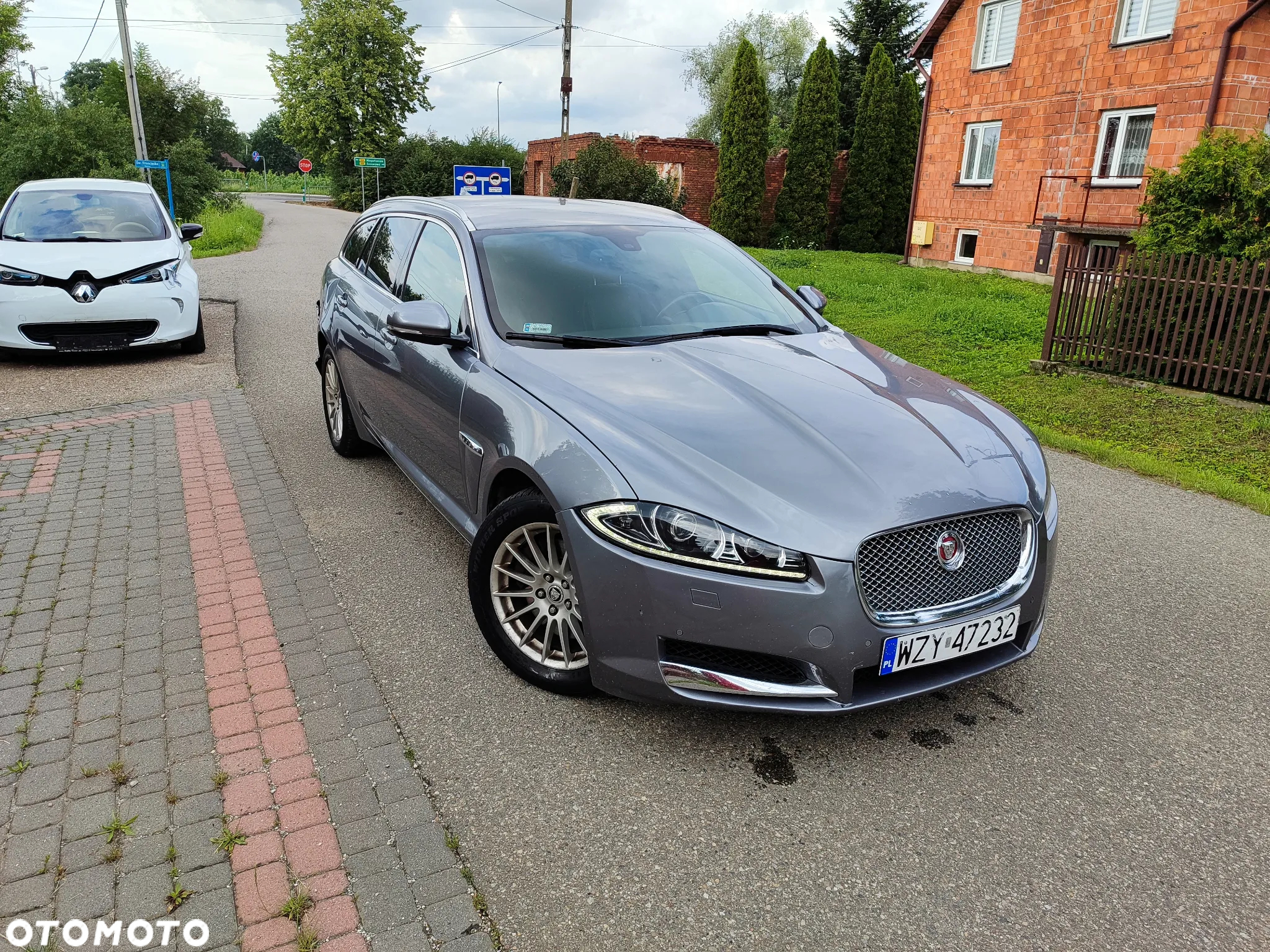 Jaguar XF 2.2 D Luxury - 2