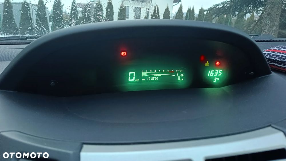 Toyota Yaris 1.0 Luna A/C - 6