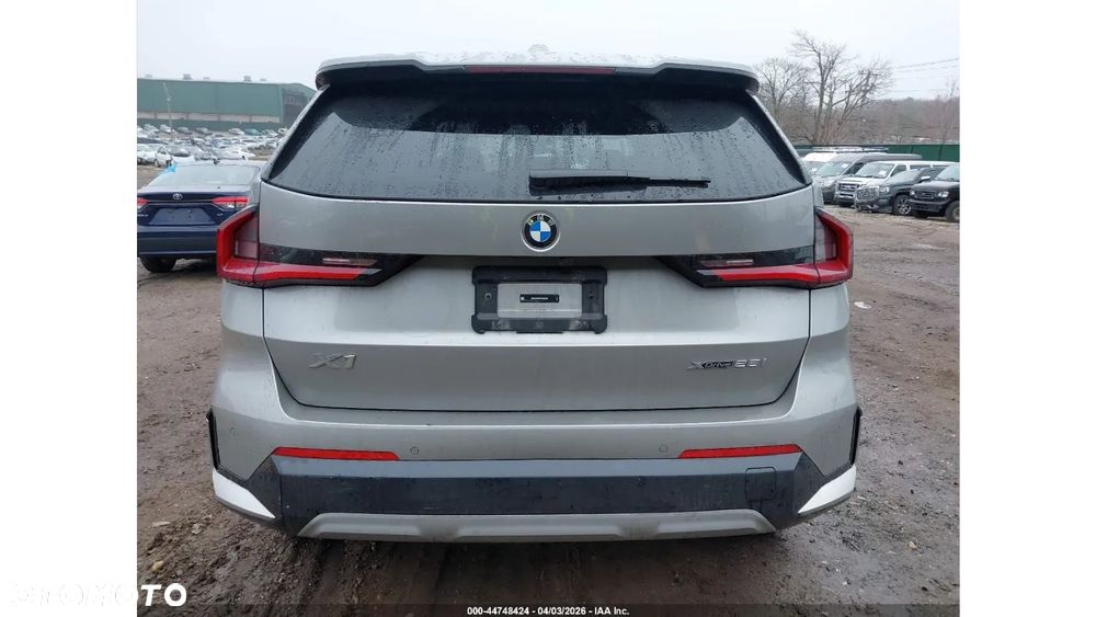 BMW X1 - 8