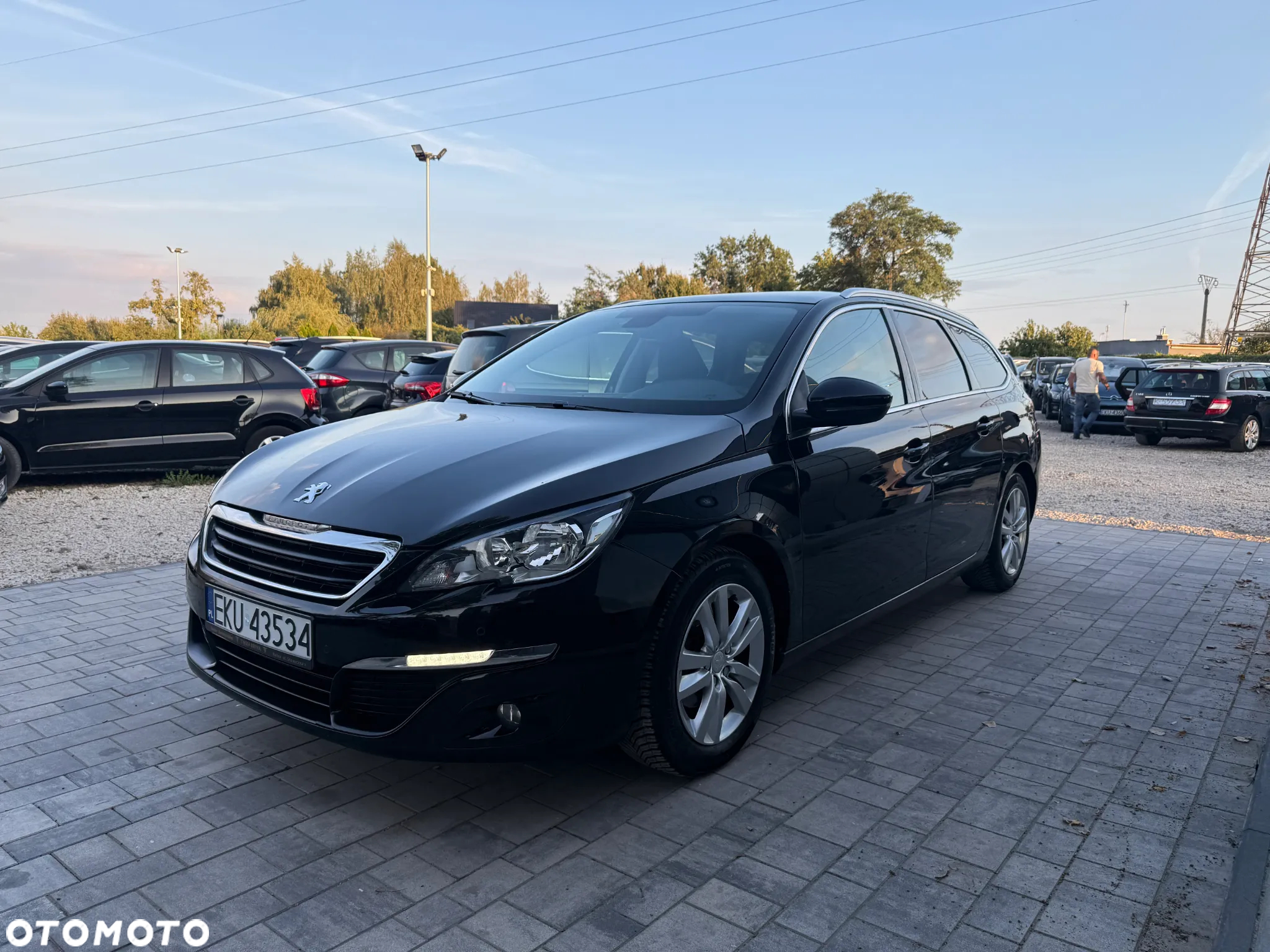 Peugeot 308 HDi FAP 90 Tendance - 14