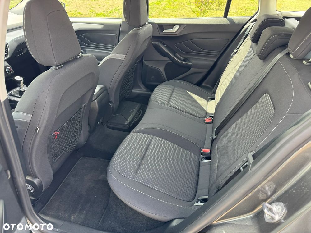 Ford Focus - 20